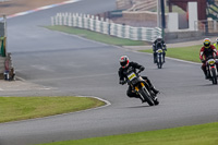 Vintage-motorcycle-club;eventdigitalimages;mallory-park;mallory-park-trackday-photographs;no-limits-trackdays;peter-wileman-photography;trackday-digital-images;trackday-photos;vmcc-festival-1000-bikes-photographs